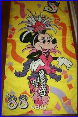 1988 Walt Disney World Disneyland Circus Fantasy Sign Banner Pageantry World 12