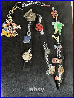 2010 Disney World Collectible Pin Badges