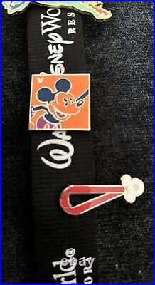 2010 Disney World Collectible Pin Badges