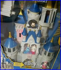 2016 Disney Parks Walt Disney World Cinderella Castle Toy Play Set Mickey Minnie