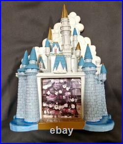 Cinderella Castle, Walt Disney World, vintage 1997, with 3x3 photo frame, RARE Cinderella Castle, Walt Disney World, vintage 1997, with 3x3 photo frame, RARE