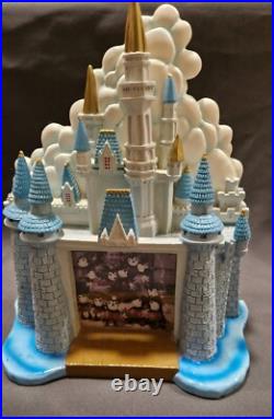 Cinderella Castle, Walt Disney World, vintage 1997, with 3x3 photo frame, RARE Cinderella Castle, Walt Disney World, vintage 1997, with 3x3 photo frame, RARE