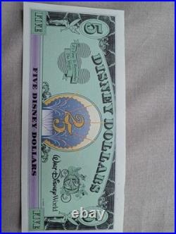 Disney 2 x $1 and a $5 bills Goofy and Mickey Walt Disney 1997. 25th Anniversary