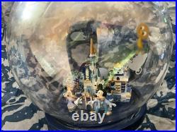 Disney Parks 50th Anniversary Walt Disney World Icon +original 1971 GLASS GLOBE
