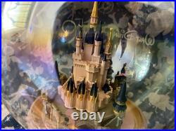 Disney Parks 50th Anniversary Walt Disney World Icon +original 1971 GLASS GLOBE