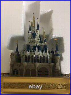Disney Parks Walt Disney World 16 Cinderella Castle Sculpture Medium Figure NIB