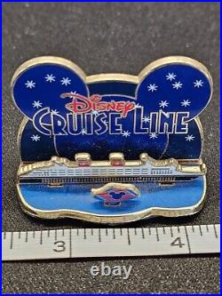 Disney Pin Vintage Classic WALT & MICKEY MOUSE WALT DISNEY WORLD CRUISE LINE