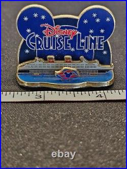 Disney Pin Vintage Classic WALT & MICKEY MOUSE WALT DISNEY WORLD CRUISE LINE