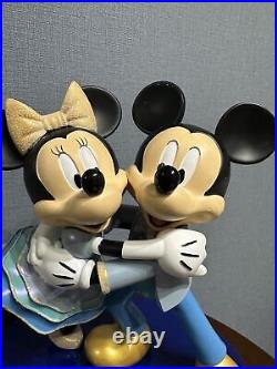 Disney World 50th Anniversary Mickey & Minnie Mouse 10 Figure Statue 2021