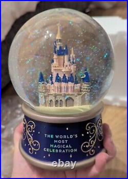 Disney World Fantasyland Castle 50th Anniversary Musical Snow Globe Disney Store Disney World Fantasyland Castle 50th Anniversary Musical Snow Globe Disney Store