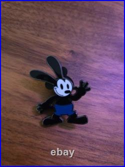 Disney World Orlando 2014 Lanyard Pin Badges Collection Disney World Orlando 2014 Lanyard Pin Badges Collection