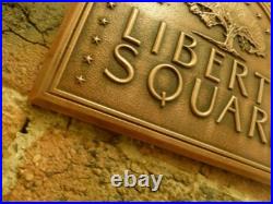 Disney world Magic Kingdom Liberty Square trashcan prop dark shade