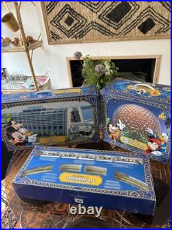 Disney world complete boxed Monorail + Contemporary Resort + spaceship earth