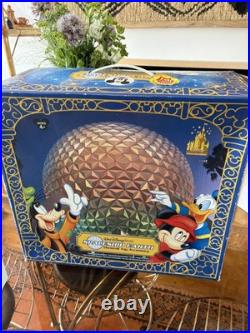 Disney world complete boxed Monorail + Contemporary Resort + spaceship earth
