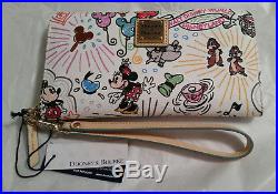 Dooney & Bourke Walt Disney World Disneyland Wallet Style Ew126s, Color White