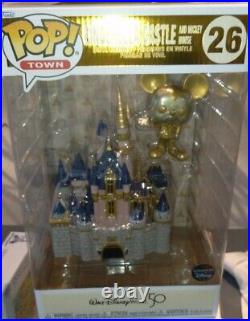 Funko POP! Town Walt Disney World 50th Anniversary Castle and Mickey