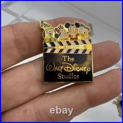 Lot Of 15 Vintage Walt Disney World Pins Early 1990-2000's Daisy, Donald, Dangle
