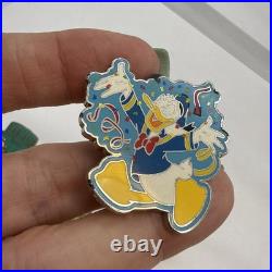 Lot Of 15 Vintage Walt Disney World Pins Early 1990-2000's Daisy, Donald, Dangle