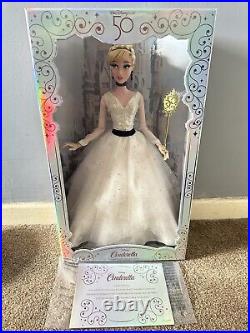 NEW-Walt Disney World 50th Anniversary Cinderella Limited Edition Doll 17