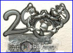 New 2000 Vintage Walt Disney World Le 441/2000 Unisex Watch With Figurine Stand