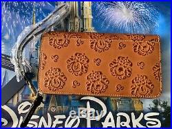New Dooney & Bourke Walt Disney World Grand Floridian Brown Leather Wallet