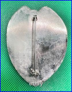 Obsolete Vintage WALT DISNEY WORLD Security Officer Badge Large Pin B3