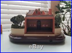 Olszewski Walt Disney World Haunted Mansion Miniature with 3 scenes WDW
