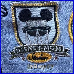 RARE Vintage Walt Disney World Signature Sweatshirt Gray M Magic Animal Kingdom