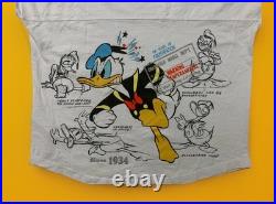RARE Walt Disney World Donald Duck 90th Anniversary Spirit Jersey Size Small