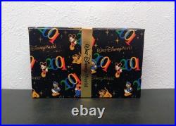 Rare! Retro Walt Disney World 2001 Limited Edition Cosmetic Box Pin