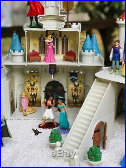 Retired Walt Disney World Cinderella Castle Playset Monorail over 50 Pieces