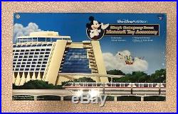 Retired Walt Disney World Resort Monorail Train Playset Contemporary Resort