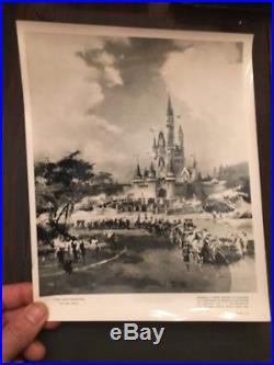 SCARCE Walt Disney World 1971 Preview Press Kit with Artist Rendered 8x10 Glossies