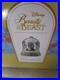 Scentsy_Walt_Disney_World_s_Enchanted_Love_Beauty_And_The_Beast_Warmer_Retired_01_wm