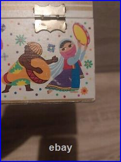 Very Rare Walt Disney World Its A Small World Jewellery Box Plays Its A Small
