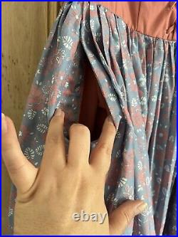 Vintage Disney World EPCOT Cast Member UK Pavilion Female Dress Costume Outfit