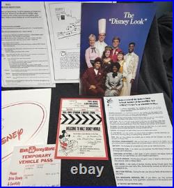 Vintage Disney World New Cast Member Orientation Folder 1992 Disney Look Pass