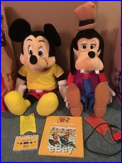 Vintage Walt Disney Mickey Mouse and Goofy World Of Wonder Talking Toys Working