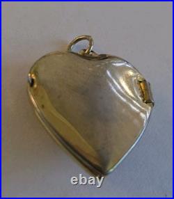 Vintage Walt Disney World Gold Toned Heart-shaped Locket Pendant Rare