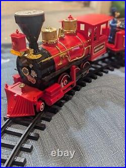 Vintage Walt Disney World Railroad Toy Train Set Complete withFigures Mickey Mouse