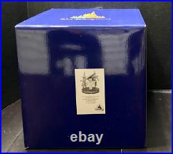 WALT DISNEY WORLD 50th Anniversary IT'S A SMALL WORLD Musical Figure Statue NIB