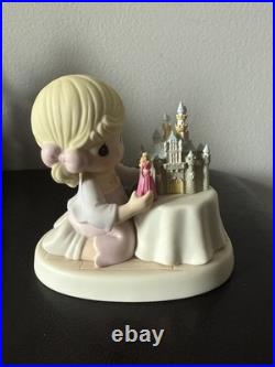Walt Disney Precious Moments 2006 Aurora Sleeping Beauty A World Of My Own Pink