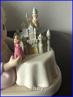 Walt Disney Precious Moments 2006 Aurora Sleeping Beauty A World Of My Own Pink