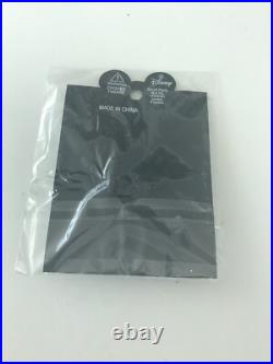 Walt Disney World 2003 Cast Exclusive Disneyland Castle Series 3D Large Pin NEW Walt Disney World 2003 Cast Exclusive Disneyland Castle Series 3D Large Pin NEW