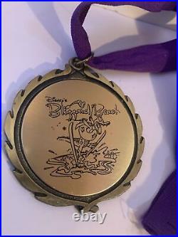 Walt Disney World 25th Anniversary Blizzard Beach Medal Mayor For A Day Award