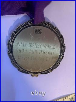 Walt Disney World 25th Anniversary Blizzard Beach Medal Mayor For A Day Award