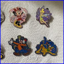 Walt Disney World 35th Anniversary Party Pin Badge FULL SET & Lanyard