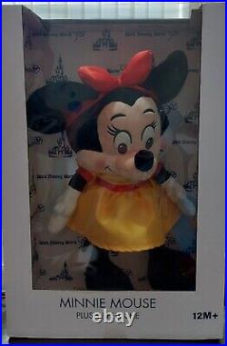 Walt Disney World 50th Anniversary Vault Minnie Mouse Plush New In Box Limited