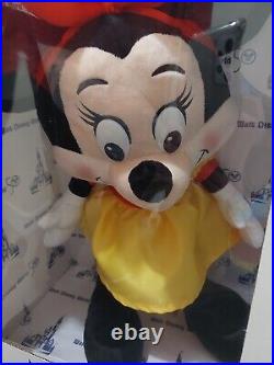 Walt Disney World 50th Anniversary Vault Minnie Mouse Plush New In Box Limited