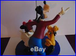Walt Disney World 50th Happiest Celebration on Earth Goofy Minnie Pluto Big Fig